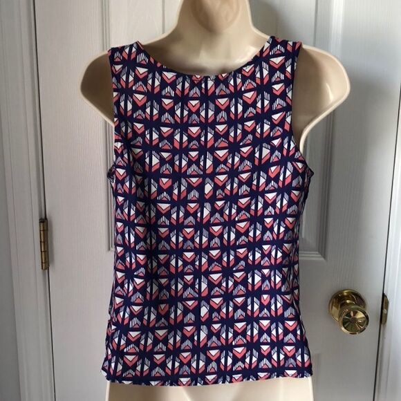 Front tie top - Picture 3 of 3